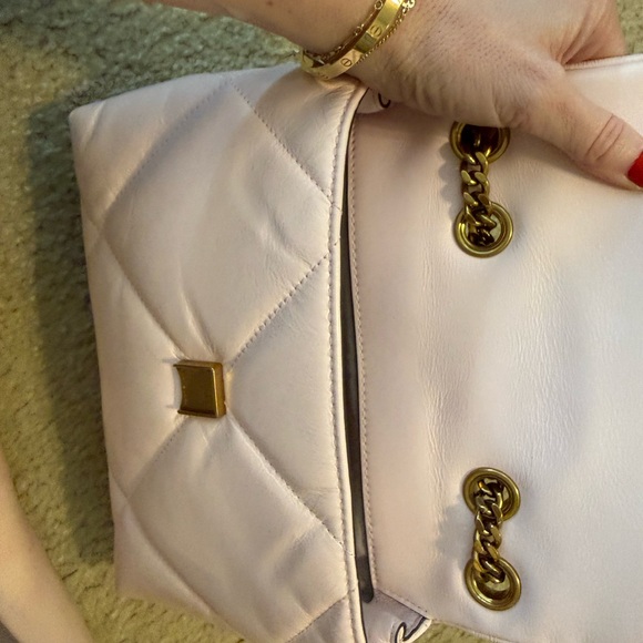 Tory Burch Blush Quilted Kira Shoulder Bag - Picture 9 of 9
